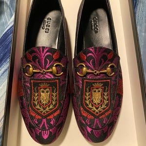 Gucci Loafers. Purple. Size 37.